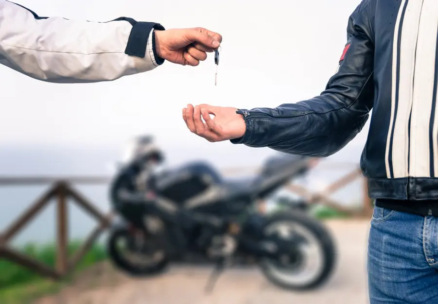Come risparmiare con le assicurazioni per auto e moto